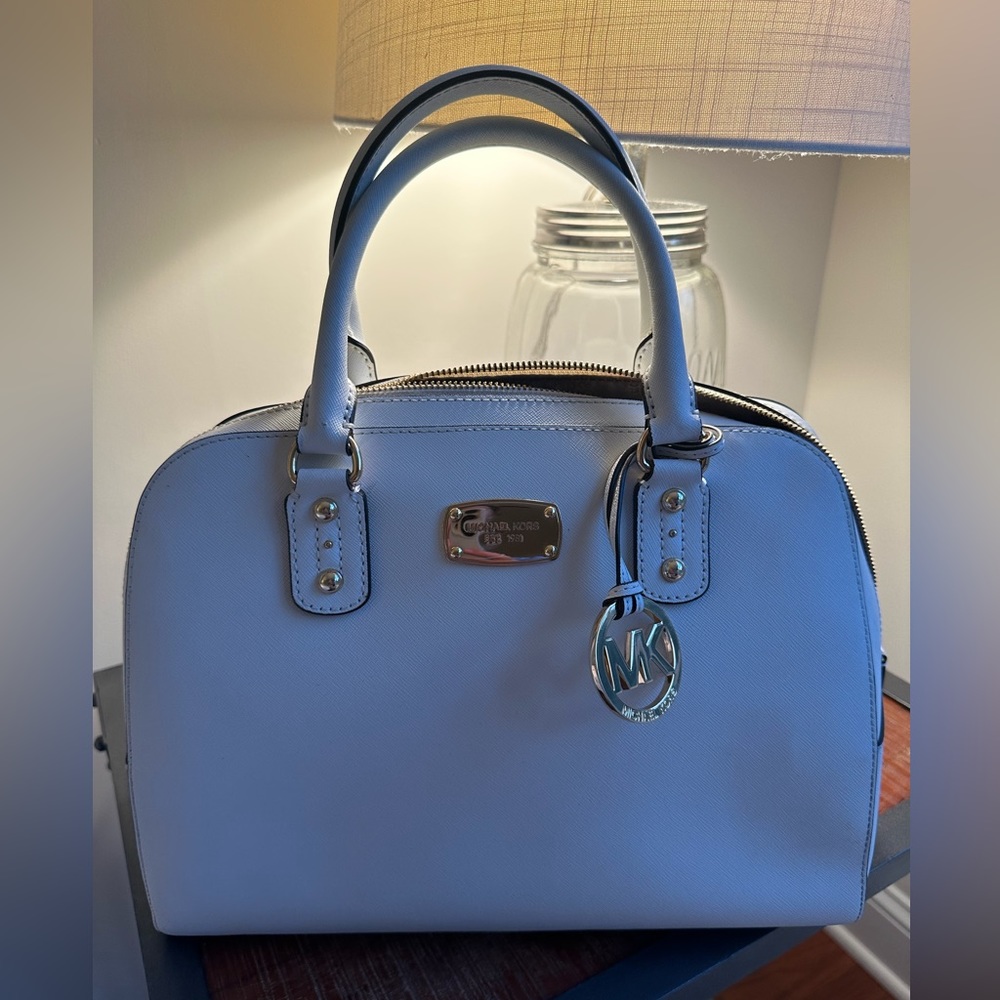 White Michale Kors Handbag